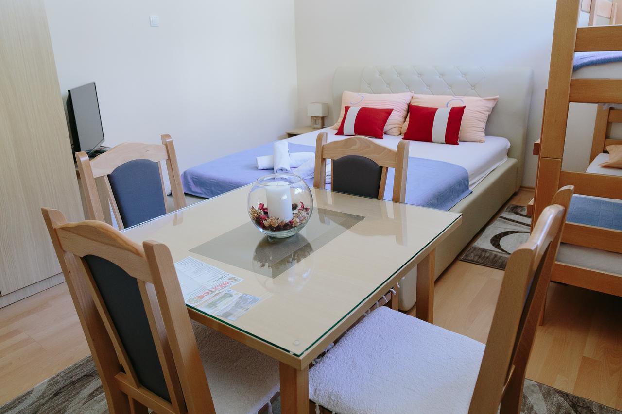Sun City Apartments Trebinje Extérieur photo